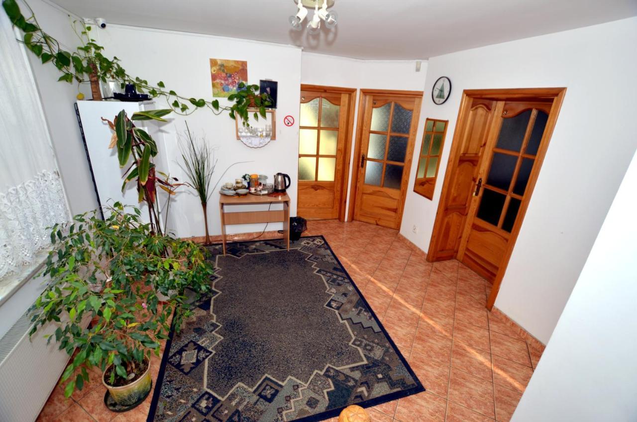 Hostel Madeira Gdansk Exterior photo